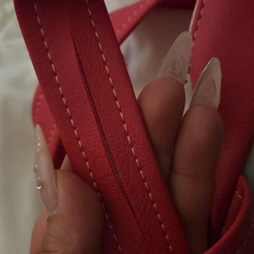 Paul Frank Pink Mini Bag with Hamster Design - Picture 3 of 5